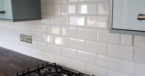 Tiling Kitchen Splashback with Subway Tiles
